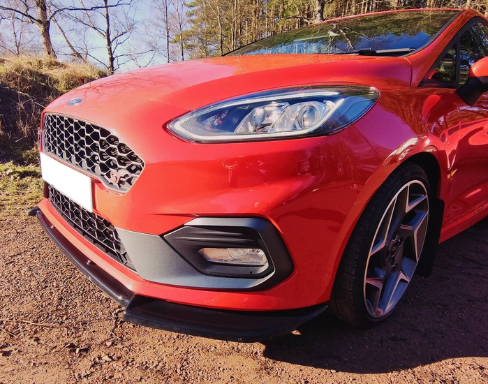 OneWay front spoiler glanzend zwart passend voor Ford Fiesta MK8 ST model 2018 - 2021