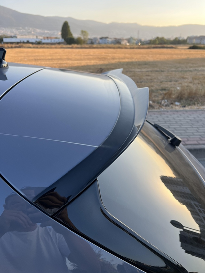 OneWay dak spoiler glanzend zwart passend voor Cupra Leon model vanaf 2020