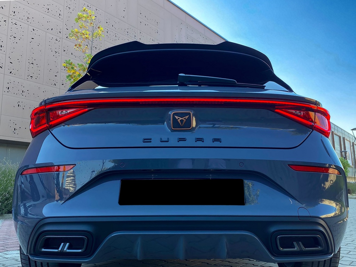 OneWay dak spoiler glanzend zwart passend voor Cupra Leon model vanaf 2020