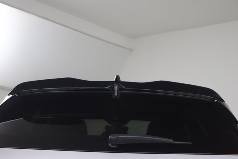 OneWay spoiler glanzend zwart passend voor Opel Astra L model vanaf 2020