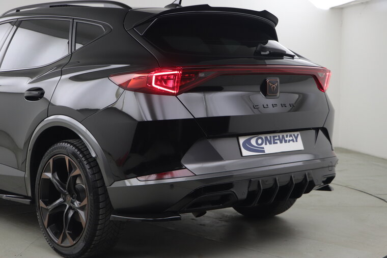 OneWay splitters achter bumper glanzend zwart passend voor Cupra Formentor model vanaf 2020 versie 1