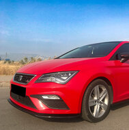 OneWay front spoiler glanzend zwart passend voor Seat Leon 5F facelift model 2017 - 2019 met FR voorbumper versie 2