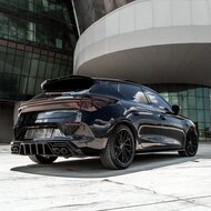 Oneway Complete bodykit passend voor Cupra Leon MK1 HB 2020-2024 - Glanzend zwart