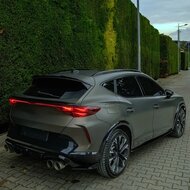 Oneway Complete bodykit passend voor Cupra Formentor Facelift 2024- excl. VZ5 - Glanzend zwart