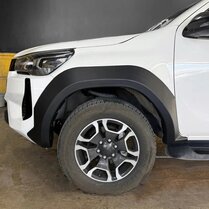 Oneway Set spatbordverbreders (Fender Flares) passend voor Toyota Hilux 8e Gen. Facelift 2020- - Matzwart